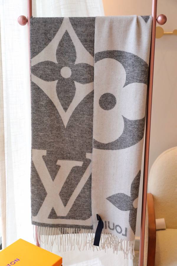 Louis Vuitton Scarf LVC00511 Louis Vuitton Scarf LVC00511